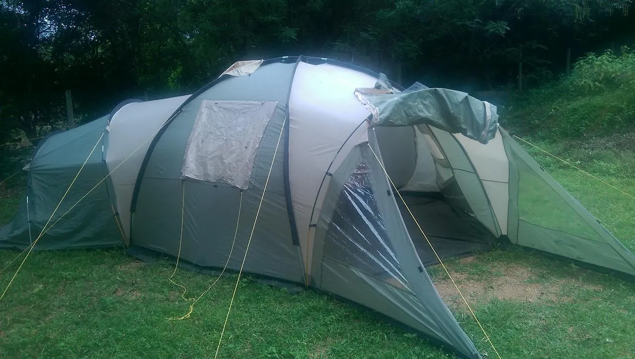 Naturee Riverstone River Cottage キャンディー スリランカ